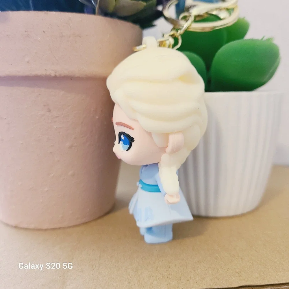Frozen Elsa Snow Queen Keychain Bag Charm Accessory NEW Women's / Girls/ Tweens